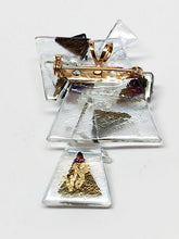 Load image into Gallery viewer, &quot;Sisters Lead Sisters Vote&quot; Brooch
